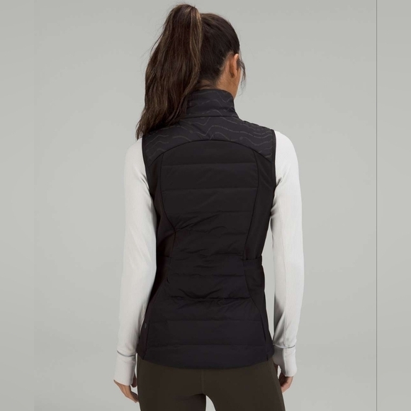 Lululemon Down for it all - reflective rhythm Black down vest. Black, Size 4 - Picture 9 of 12